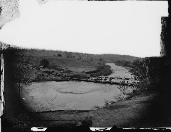 Elements of the Army of the Potomac cross the Rapidan River at Germanna Ford on May 4, 1864 (Library of Congress).